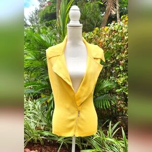 Women's Sleeveless Yellow Knit Top